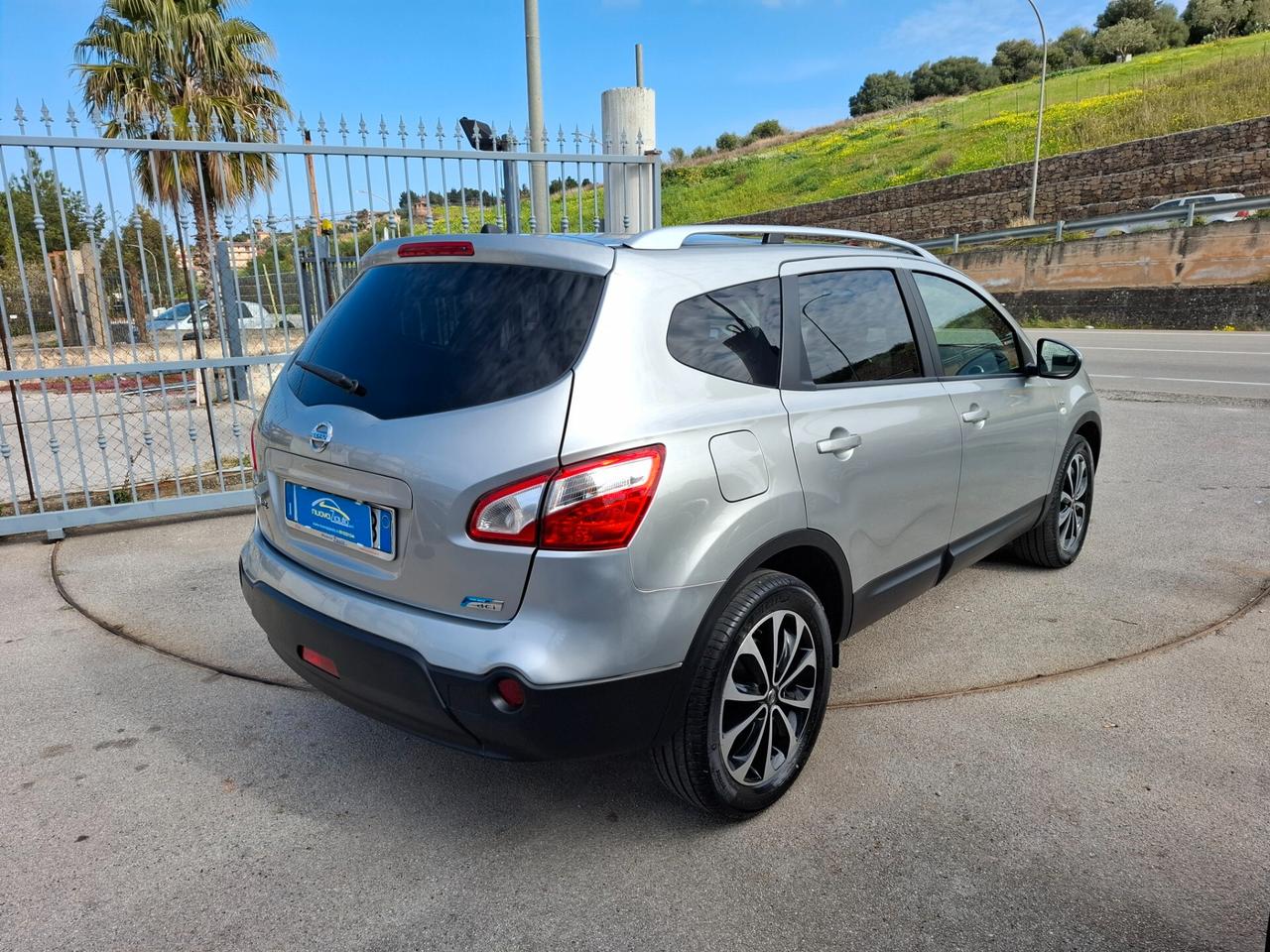 Nissan Qashqai 2 1.6 130cv n-tec 7 posti 11-2012