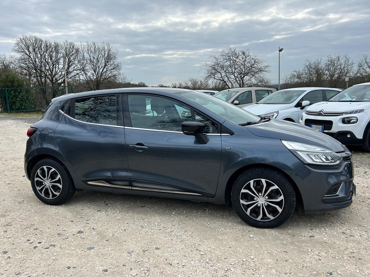 Renault Clio TCe 12V 90 CV GPL 5 porte Duel neopatentati rate