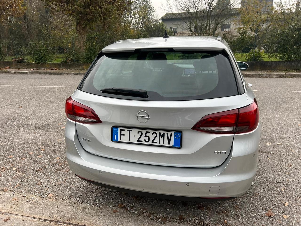 Opel Astra 1.6 CDTi 136CV aut. Sports Tourer Innovation