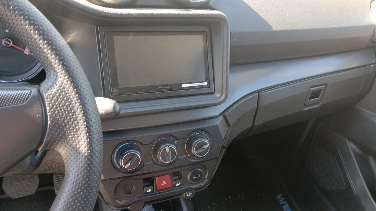 Aixam GTO UNICO PROPRIETARIO COME NUOVA CON ABS/SENSORI PARCHEGGIO/TELECAMERA POSTERIORE/VIVAVOCE/PELLE/TOUCHSCREEN ECC...