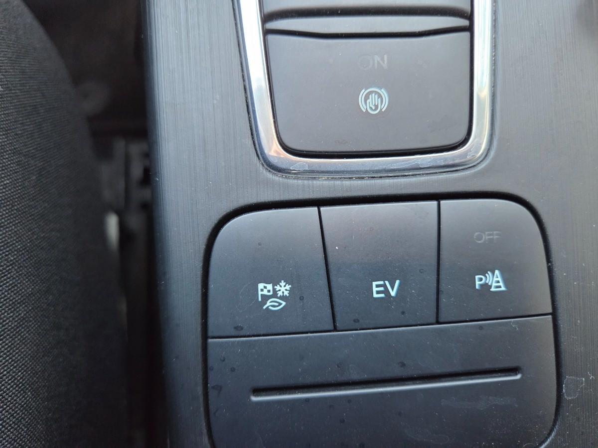 FORD Kuga 2.5 phev Titanium 2wd 225cv e-shifter