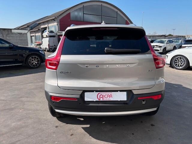 Volvo XC40 B3 automatico Core