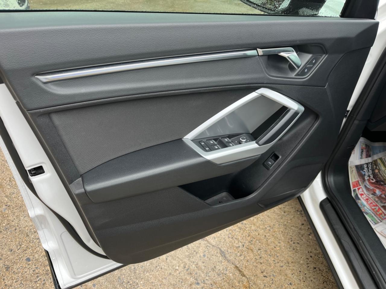 Audi Q3 35 TDI S tronic Business Advanced