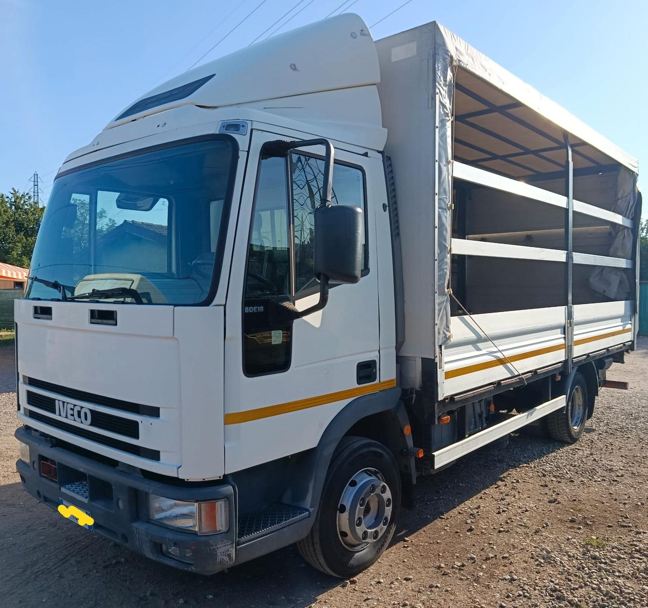 Iveco Eurocargo pedana idraulica centina e telo