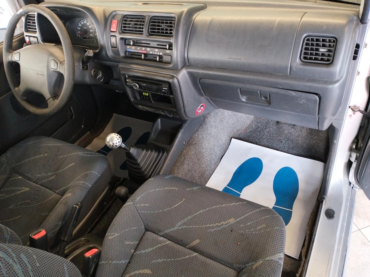 Suzuki Jimny 1.3i 16V cat 4WD JLX Special