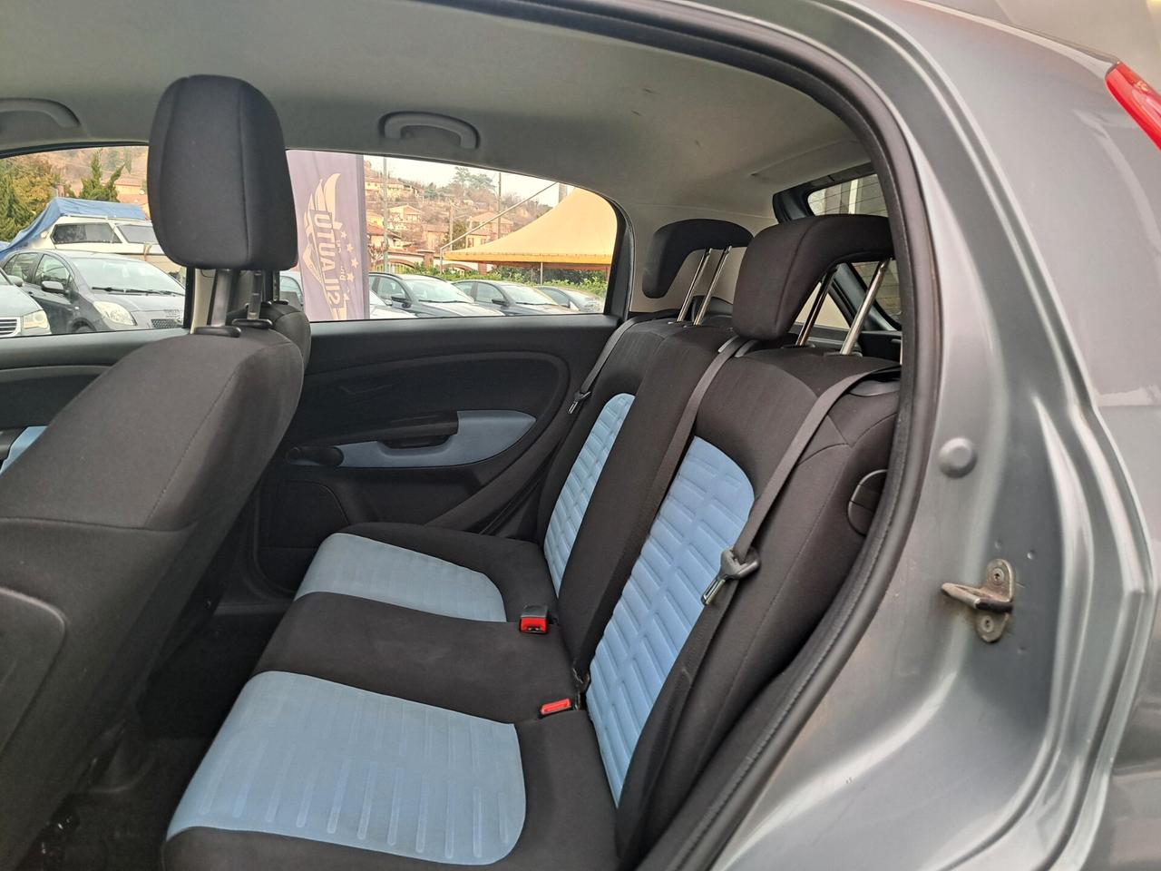 Fiat Punto 1.2 BENZ 65 CV , 5P /OK NEOPATENTATI