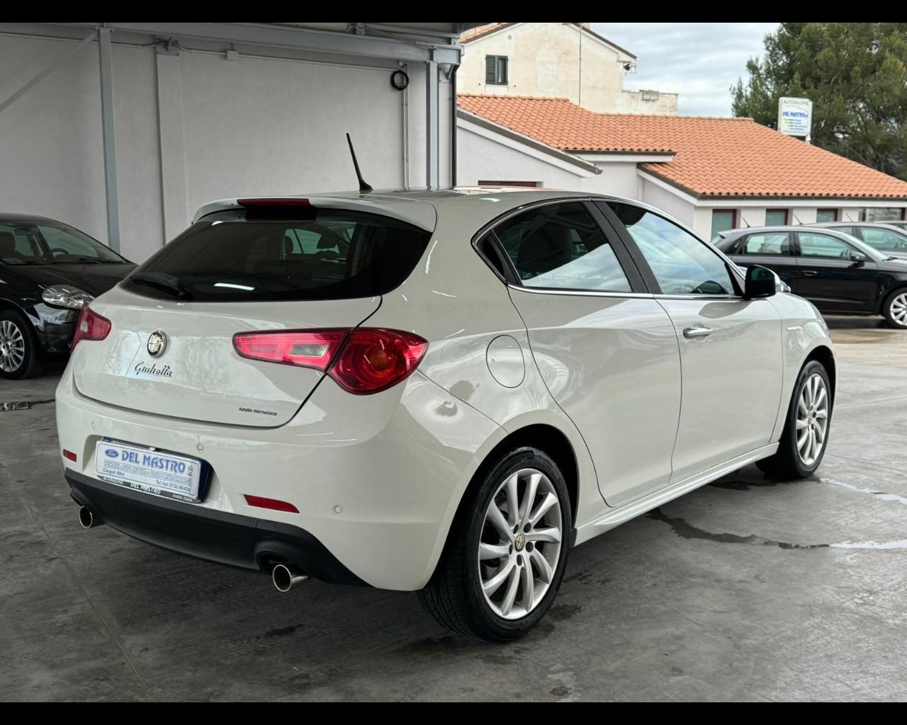 ALFA ROMEO Giulietta 2.0 JTDm Distinctive 140cv