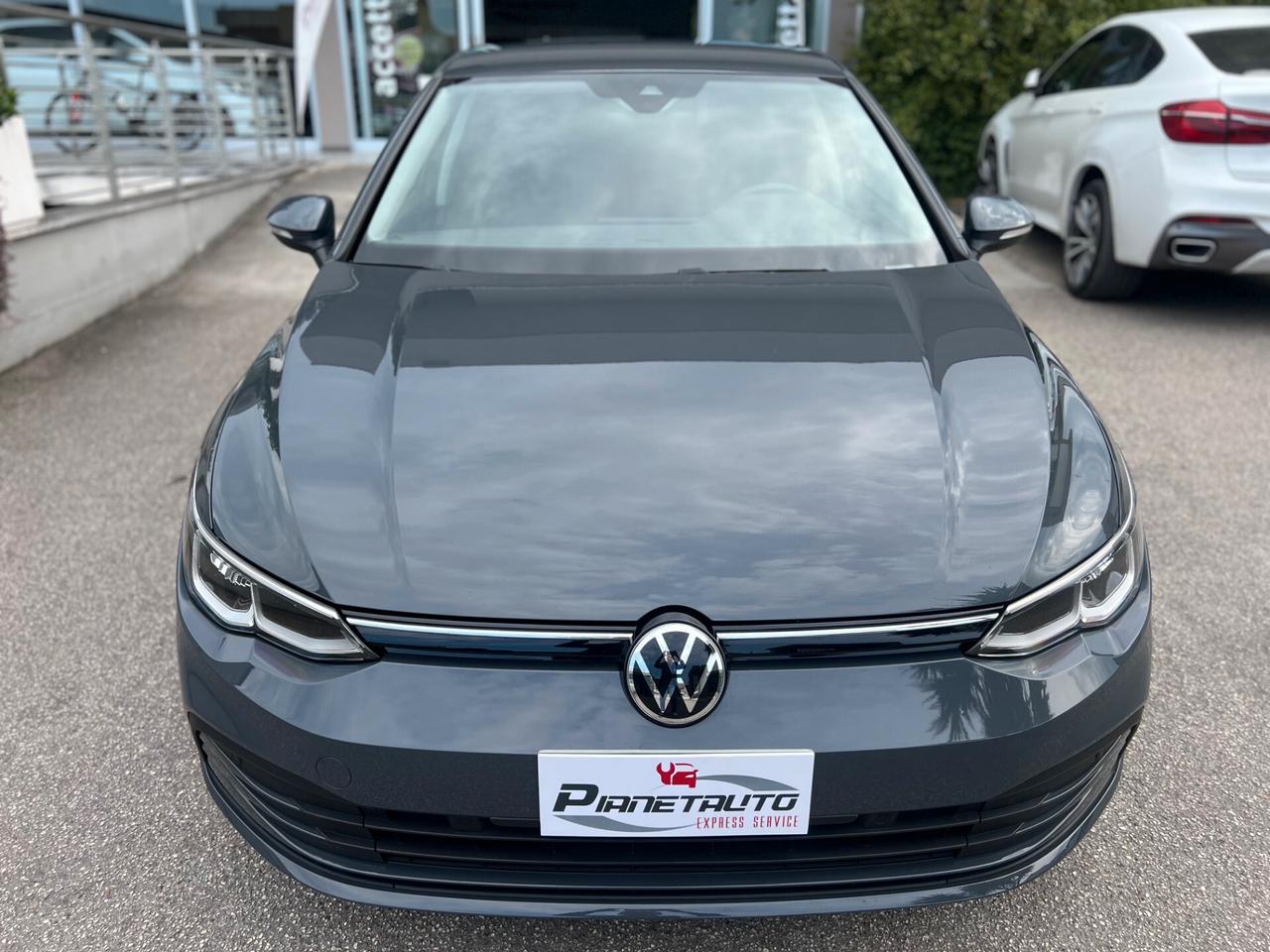 Volkswagen Golf VIII 8 2.0 tdi Life 115cv VIRTUAL/LED/NAVI PERFET.