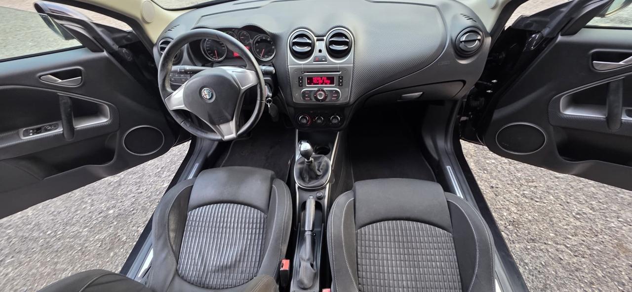 Alfa Romeo MiTo 1.4 105 CV M.air S&S Distinctive Sport Pack