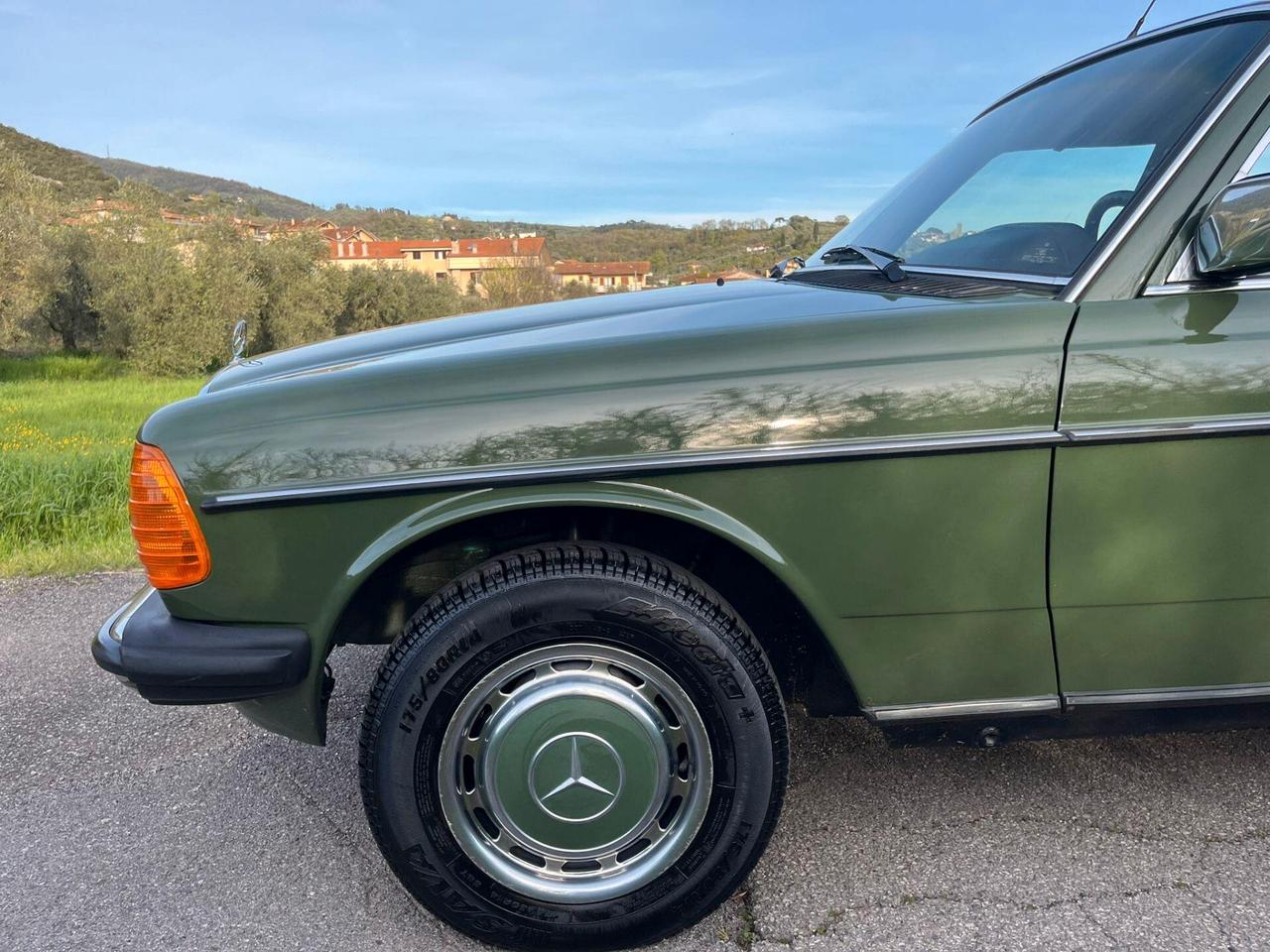 Mercedes-benz 200 w 123