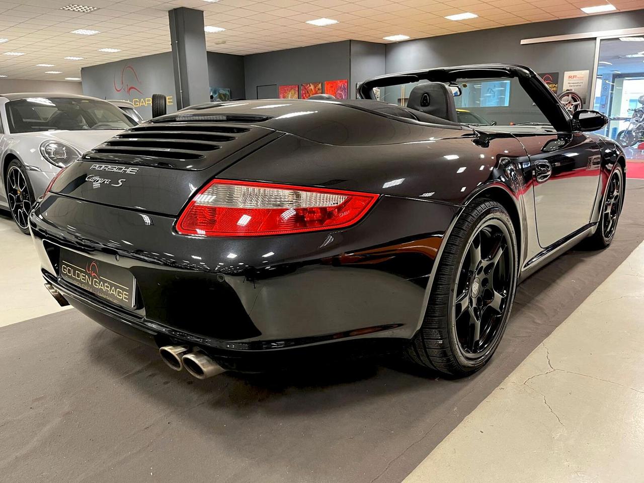 Porsche 911 Carrera S Cabriolet