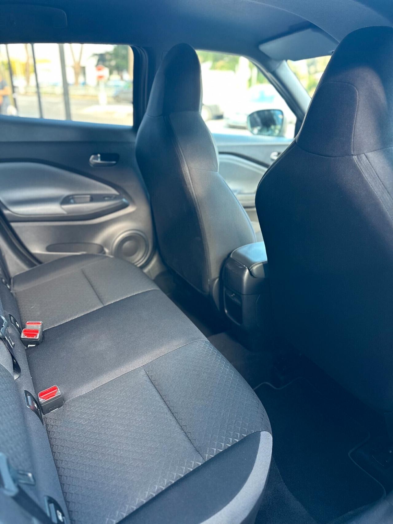 Nissan Juke 1.0 DIG-T 114 CV N-Connecta