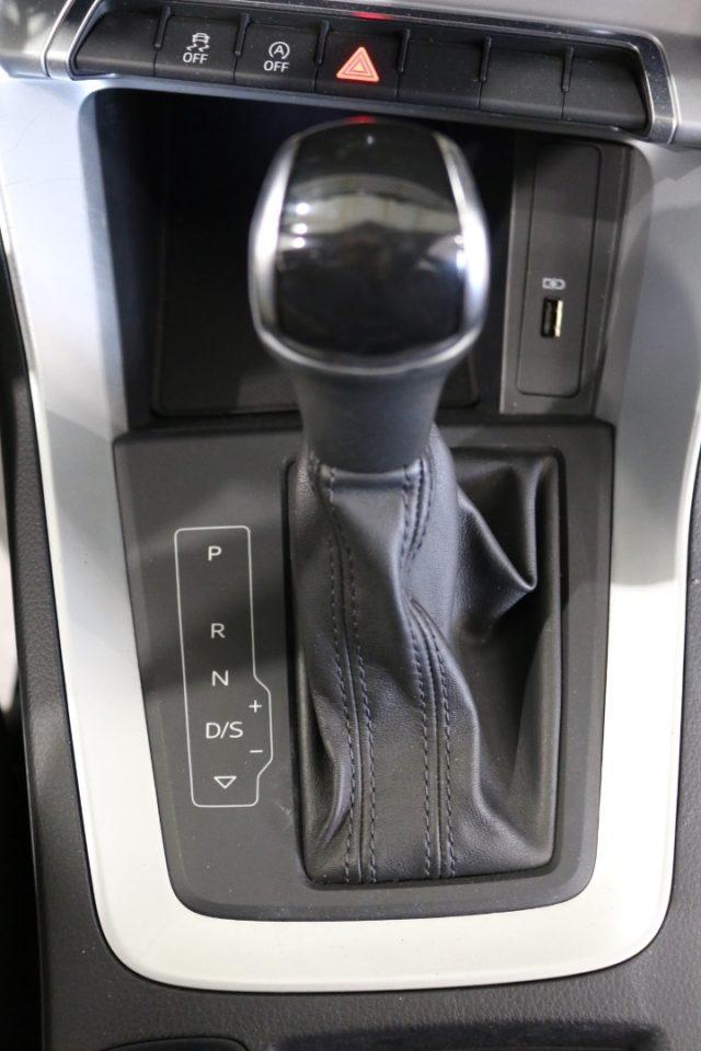 AUDI Q3 2.0 TDI 150 CV S tronic Business