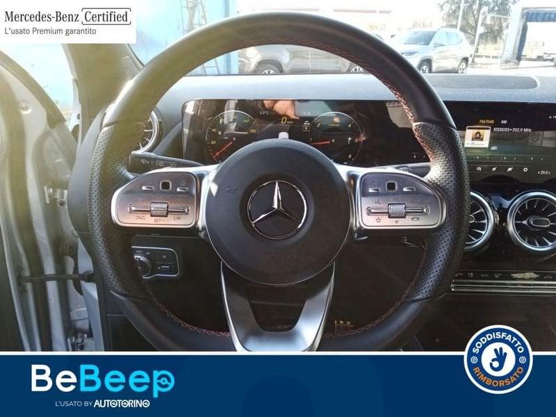 Mercedes-Benz GLA 200 D PREMIUM AUTO