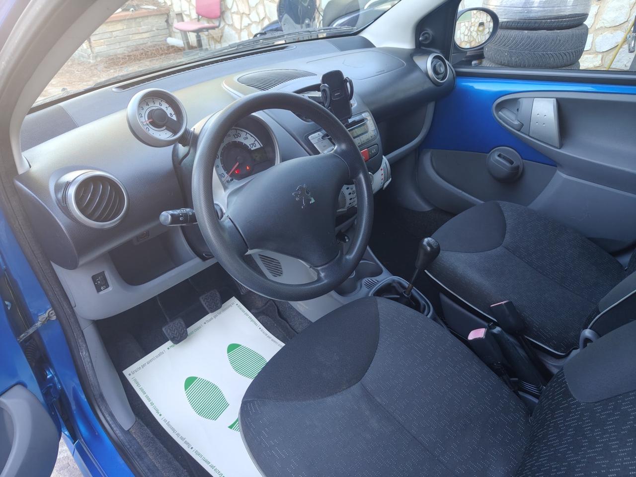 Peugeot 107 1.0 68CV 5p. Plaisir