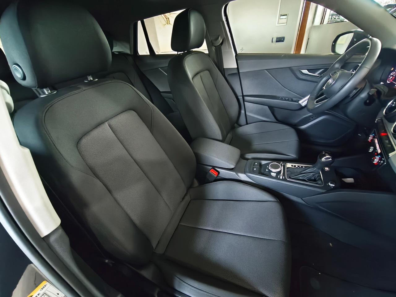 Audi Q2 30 TDI S tronic Business ADVANCED