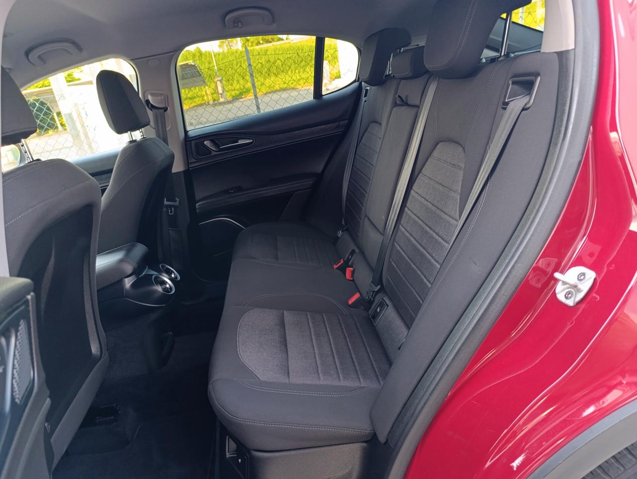 Alfa Romeo Stelvio 2.2 Turbodiesel 160 CV AT8 RWD Business