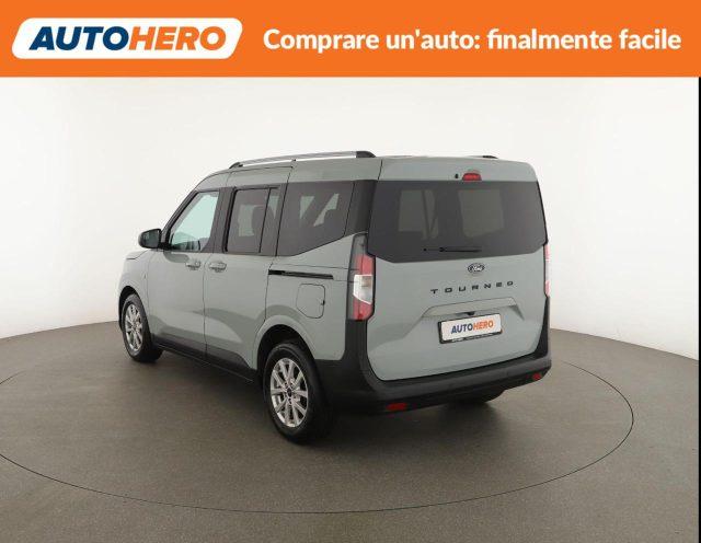 FORD Tourneo Courier 1.0 EcoBoost Titanium