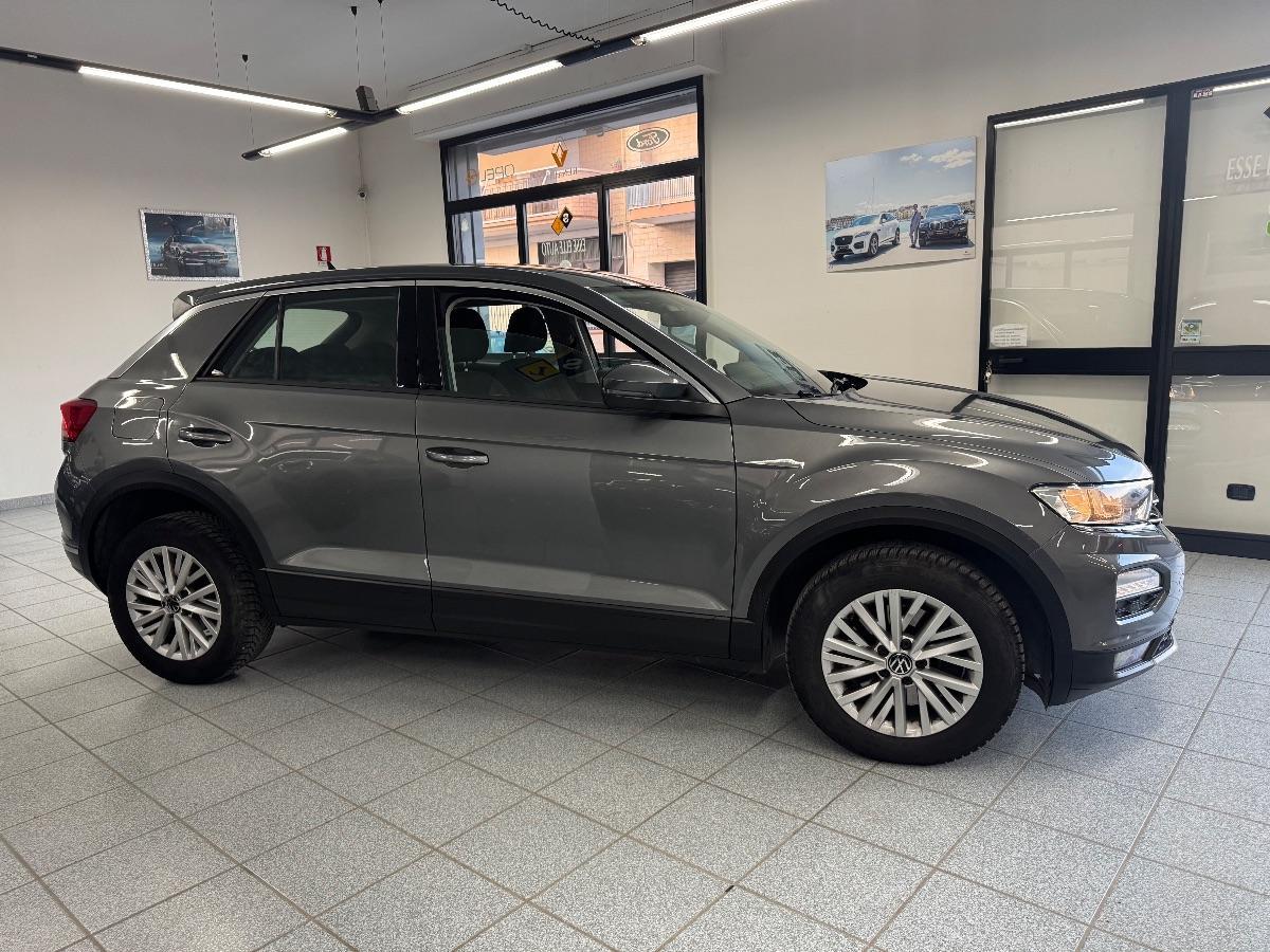 VOLKSWAGEN T-ROC 2.0 TDI DSG Business UNICO PROP/ NAVI/ CARPLAY