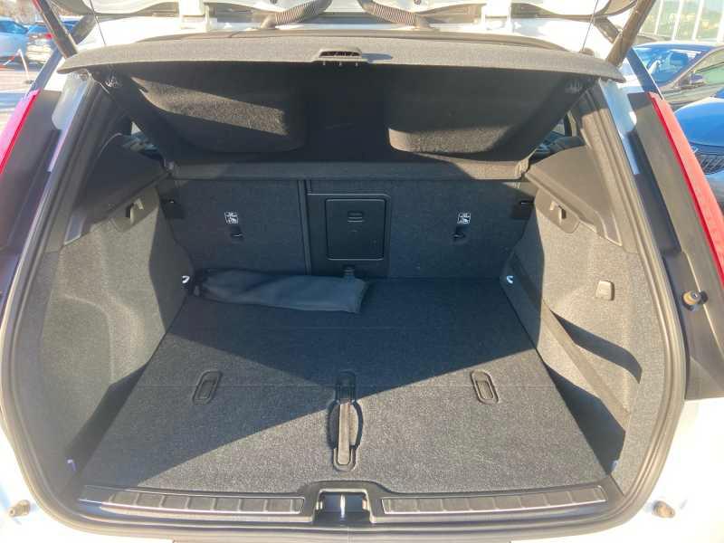 VOLVO XC40 2.0 d3 R-design GearTr.