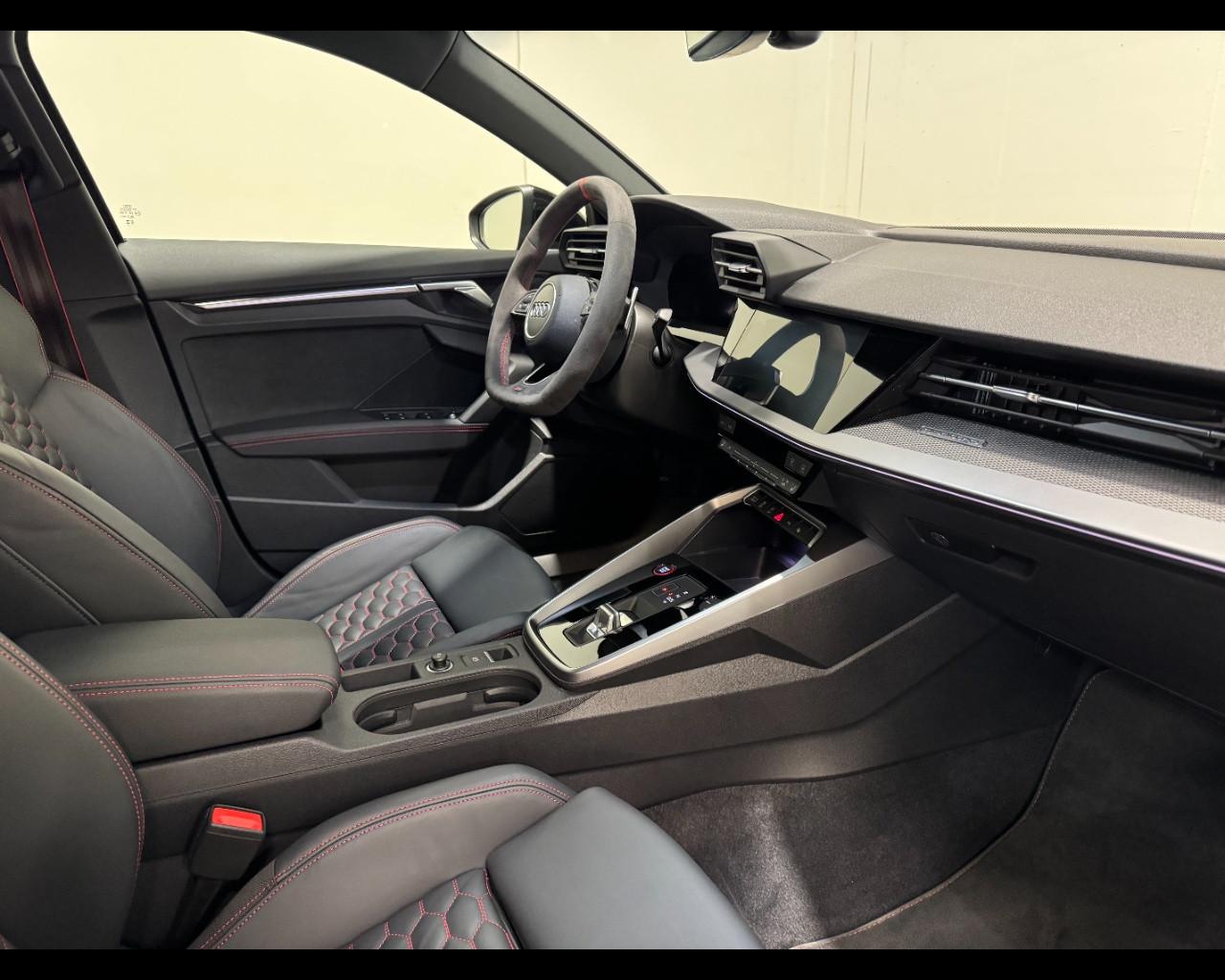 AUDI RS3 SPORTBACK TFSI QUATTRO S-TRONIC