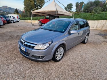 Opel Astra 1.9 16V CDTI 150CV Station Wagon Cosmo