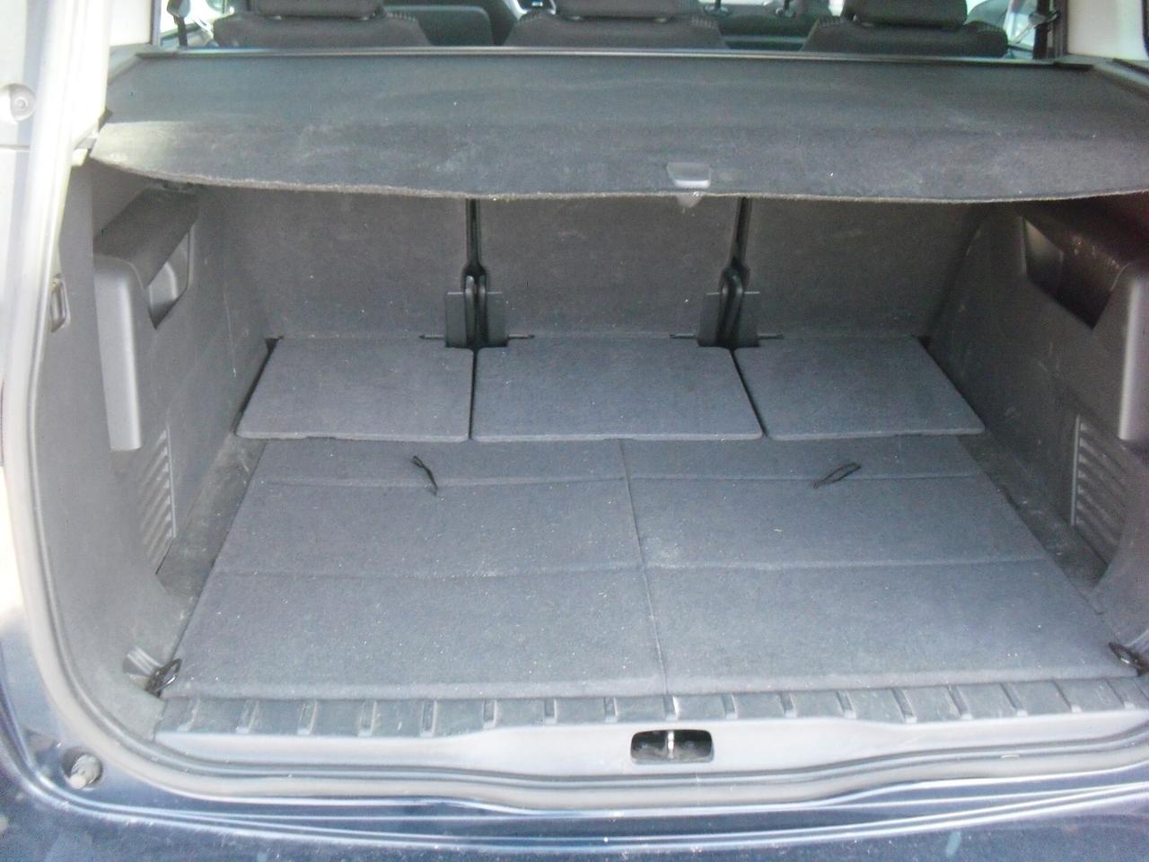 Peugeot 5008 2.0 HDi 150CV Féline 7 POSTI, FULL OPT, UNIPRO'