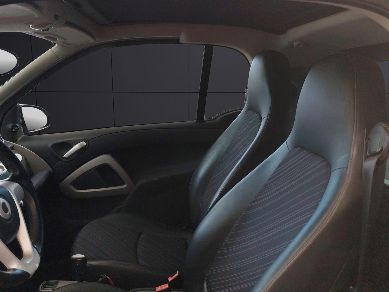 SMART fortwo 2ª serie fortwo 800 40 kW coupé ...