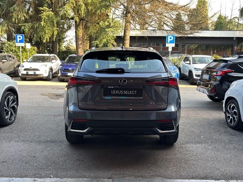 Lexus NX Hybrid Premium 4WD MY22