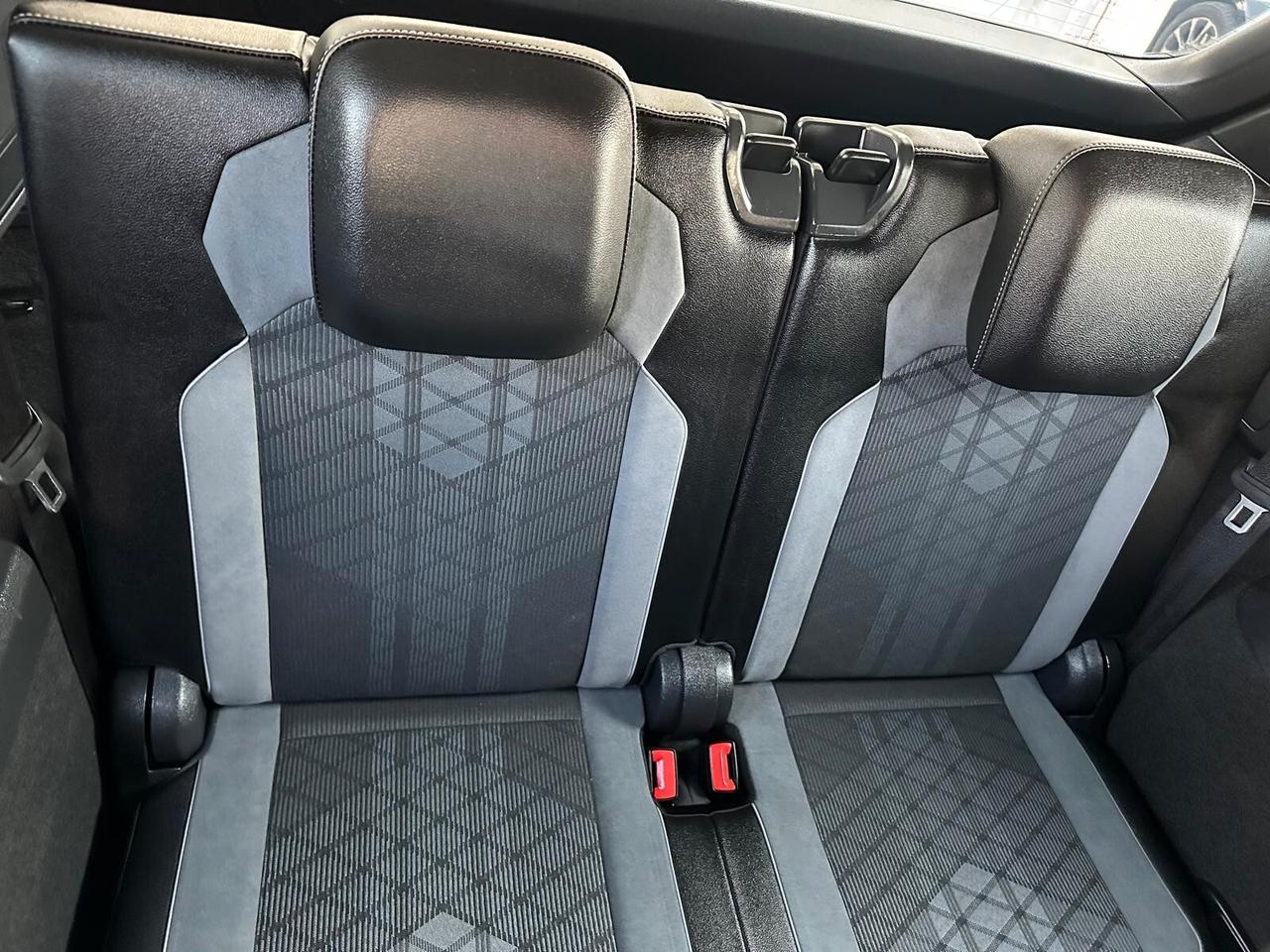 Volkswagen Tiguan Allspace 2.0 TDI SCR DSG R-Line 7 posti