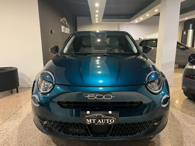 Fiat 600 Hybrid 100 CV DCT MHEV La Prima