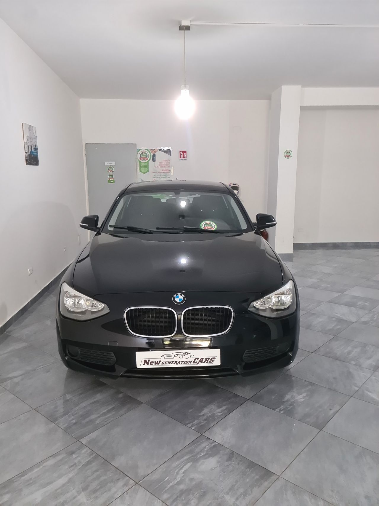 Bmw 116 116d 5p. Dynamic Edition