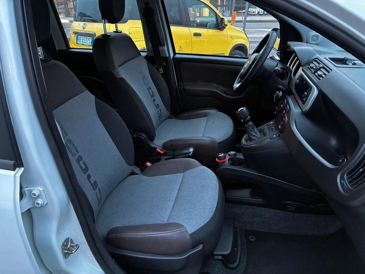 FIAT PANDA CROSS 4x4 0.9TWINAIR GANCIO TRAINO