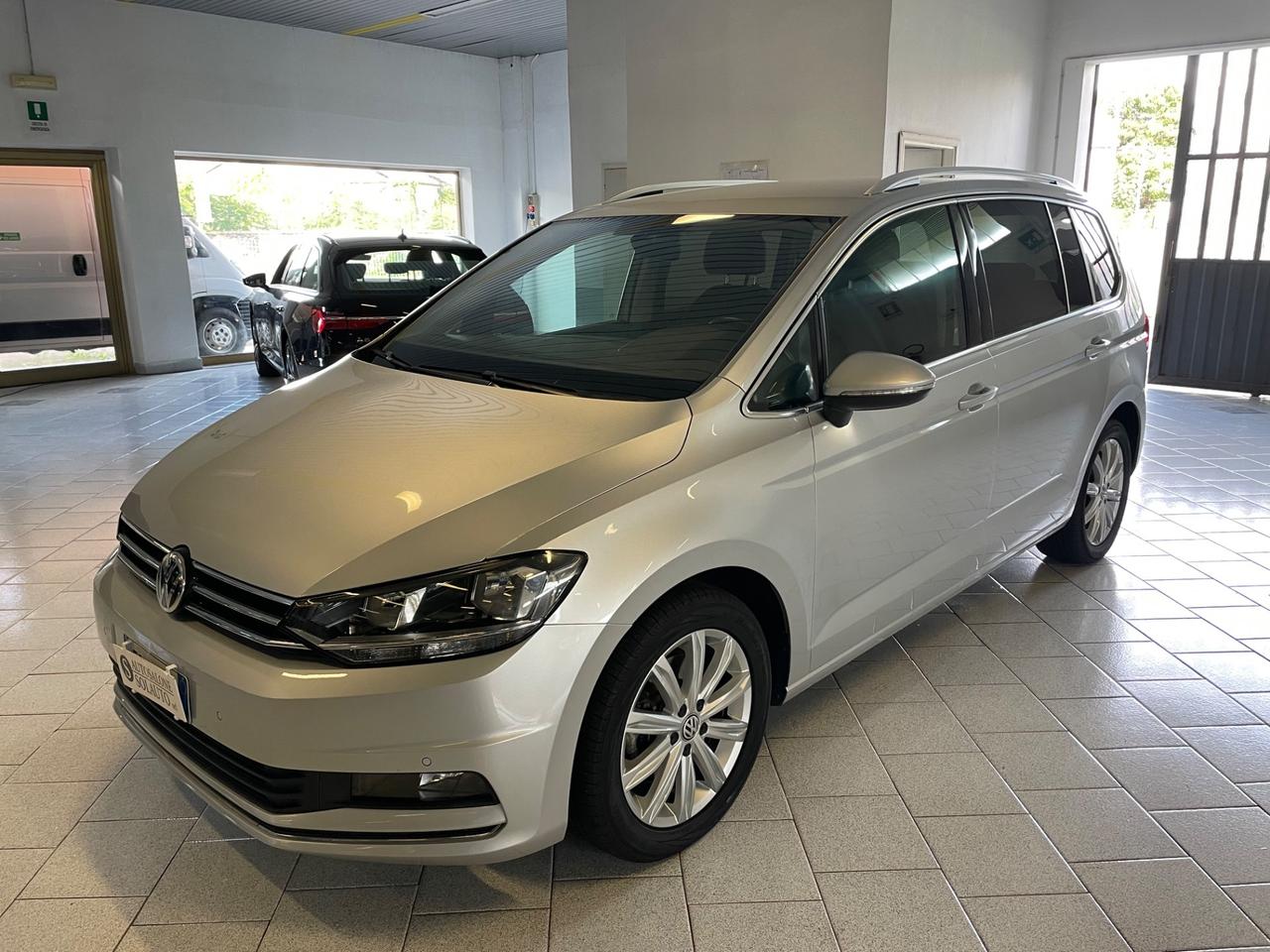 Volkswagen Touran 1.6 TDI 115 CV SCR DSG Executive 7 Posti Telec.