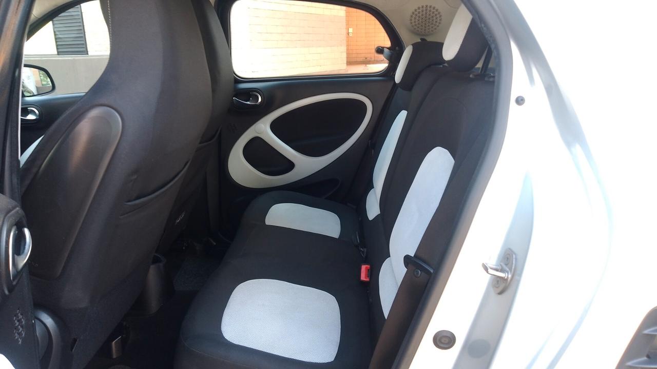Smart ForFour 70 1.0 Passion NEOP 2015 120milakm