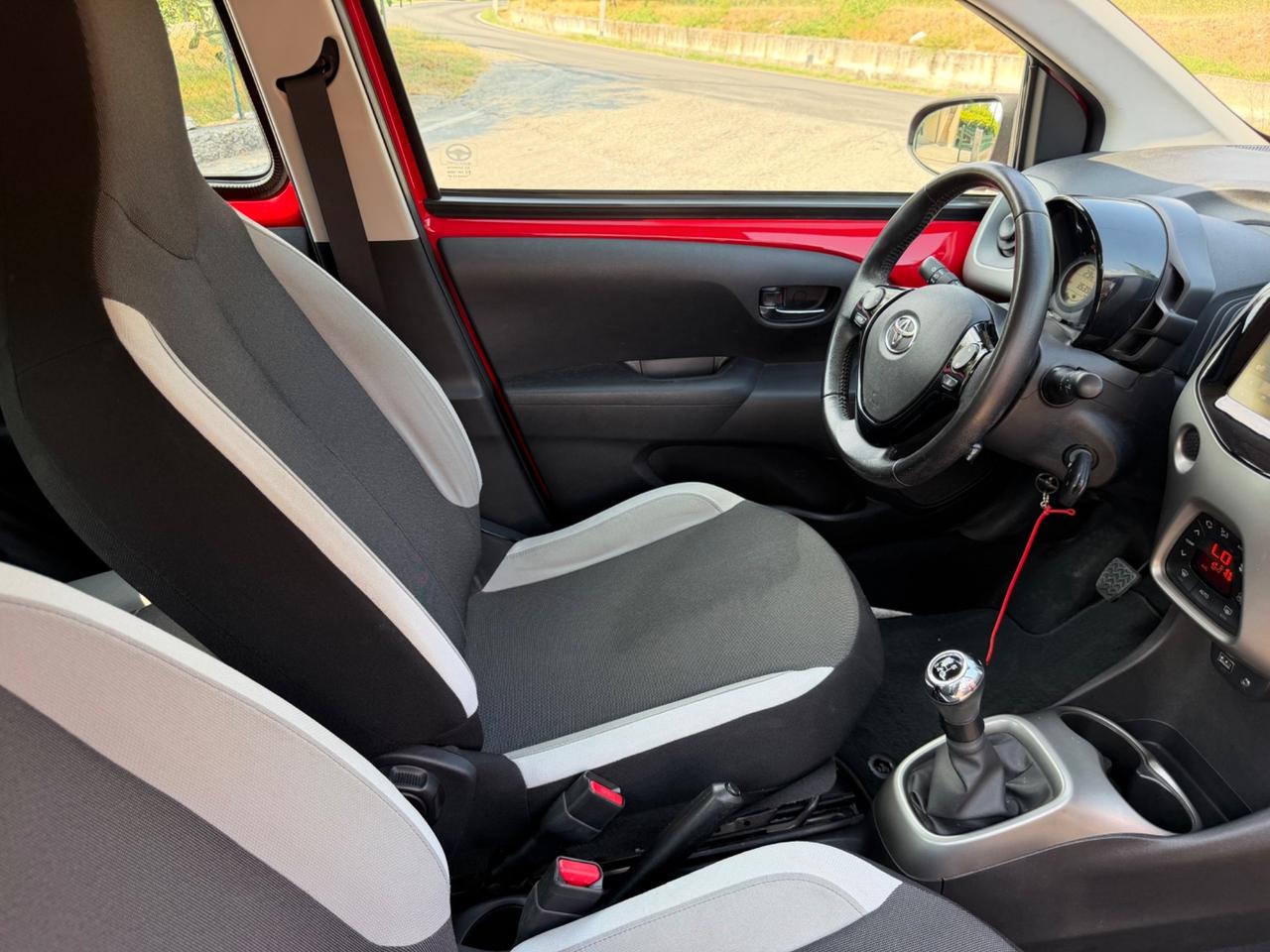 Toyota Aygo 1.0 VVT-i 69 CV 5 porte