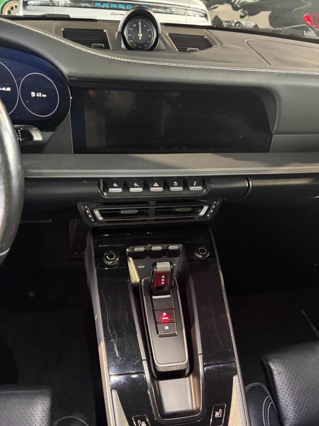 PORSCHE 911 Carrera S