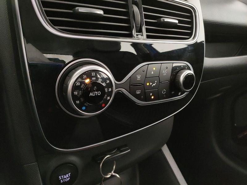 Renault Clio 1.5 dci Moschino Intens 90cv