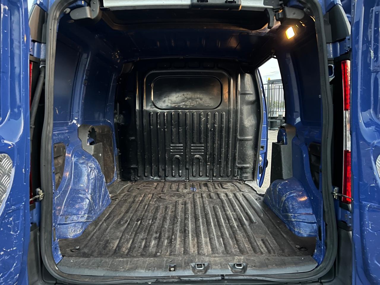 Fiat Dobló 1.9 MJT 105cv TETTO POST. APRIBILE - 2006