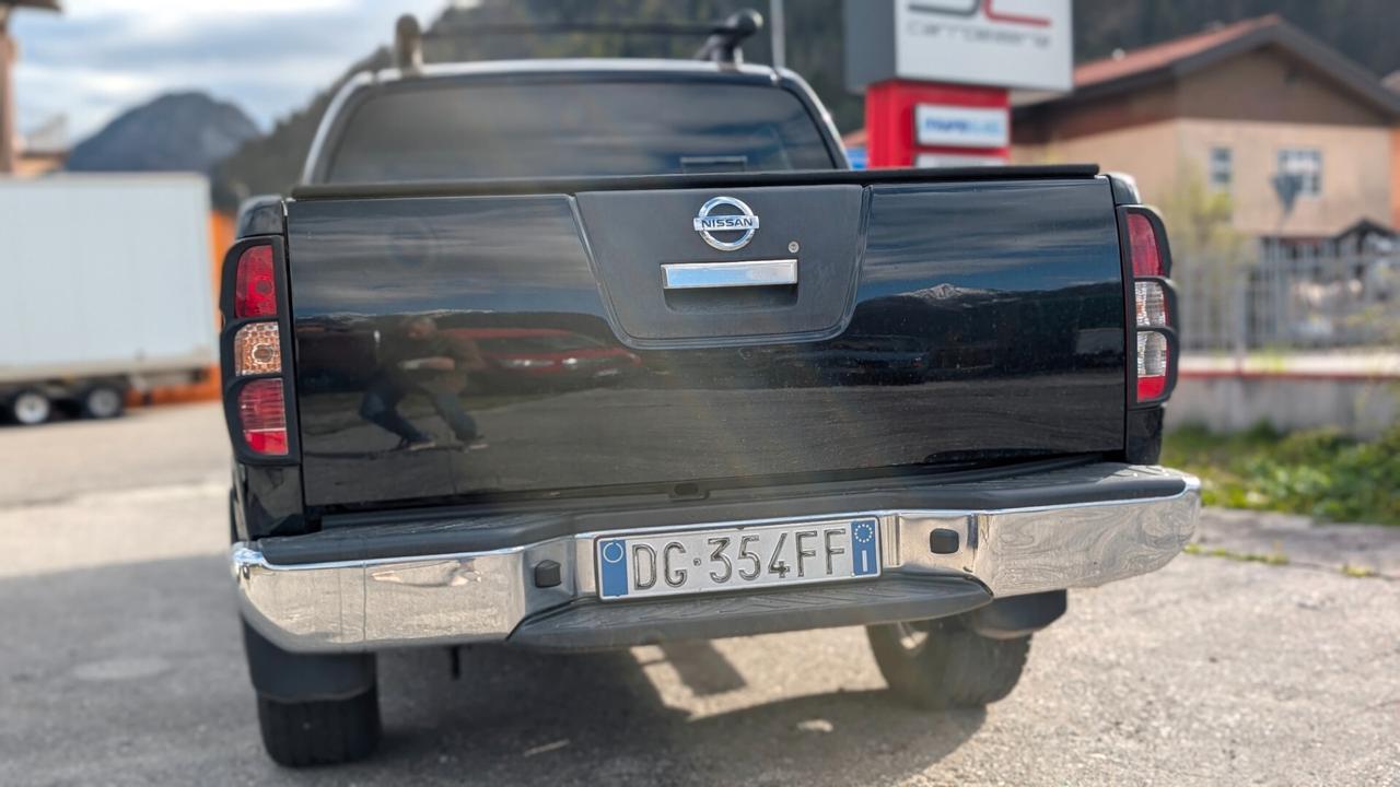 Nissan Navara 2.5 dCi 4 porte Double Cab LE