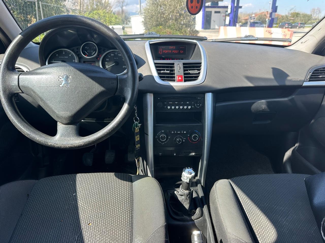 Peugeot 207 1.4 HDi 70CV