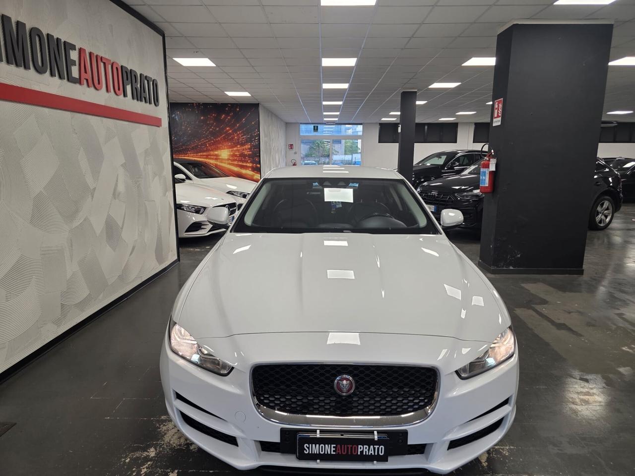 Jaguar XE 2.0 D Turbo 180CV Portfolio