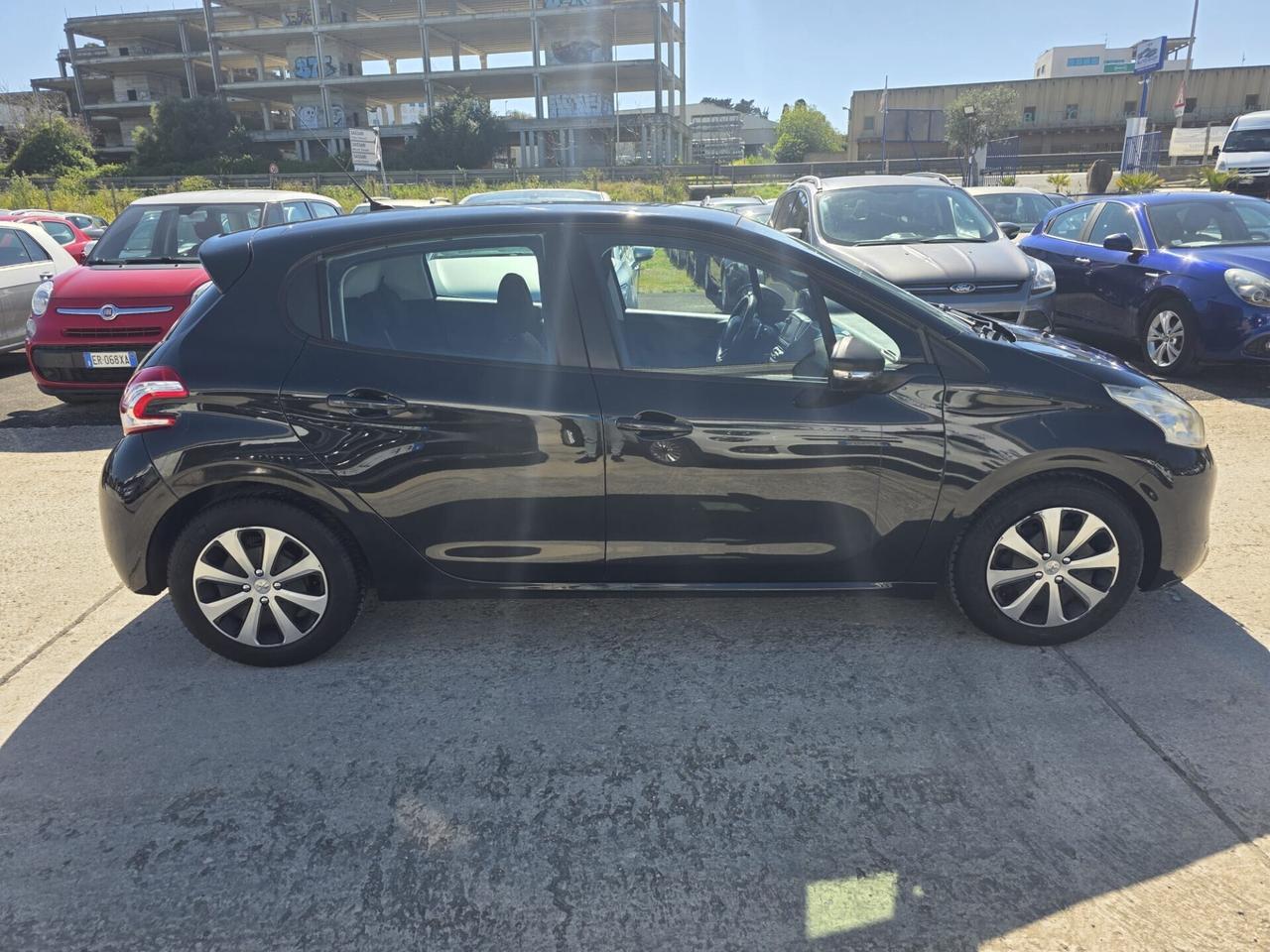 Peugeot 208 1.4 HDi 68 CV 5 porte Active