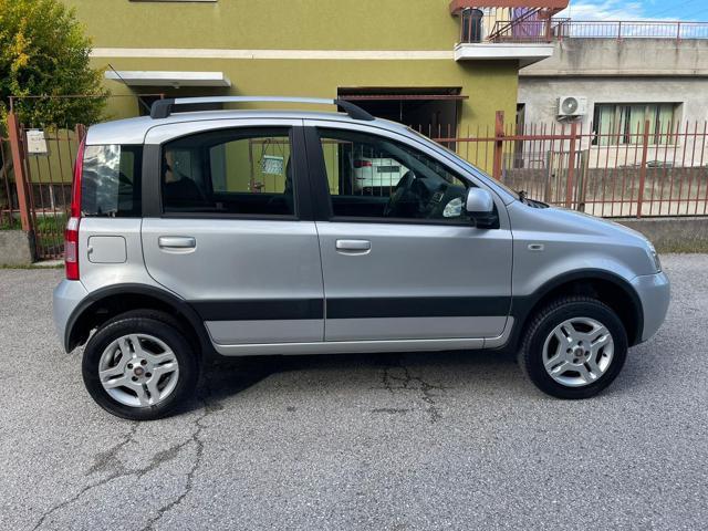 FIAT Panda 1.3 MJT ELD 4x4 Climbing