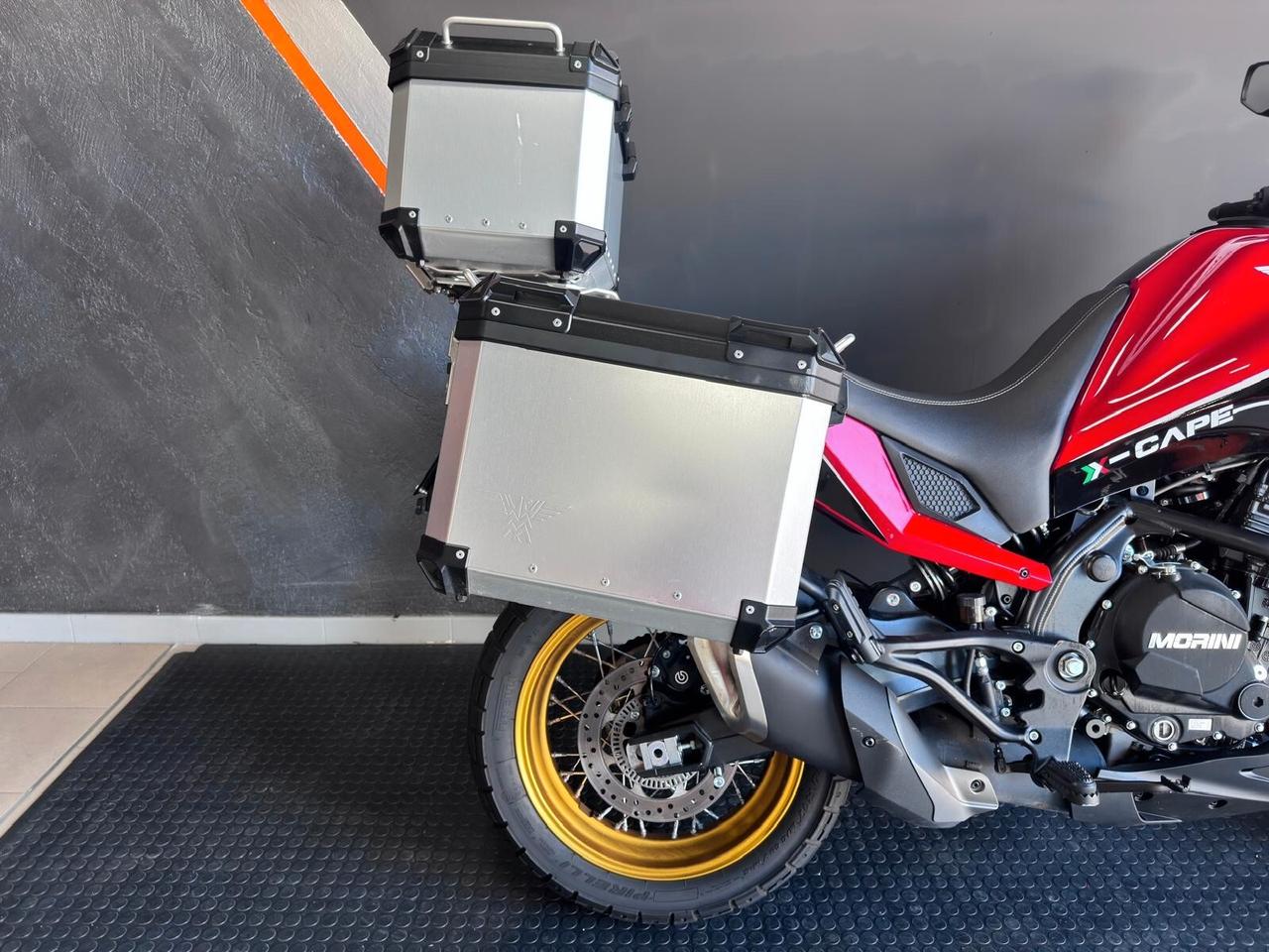 Moto Morini X-Cape 650