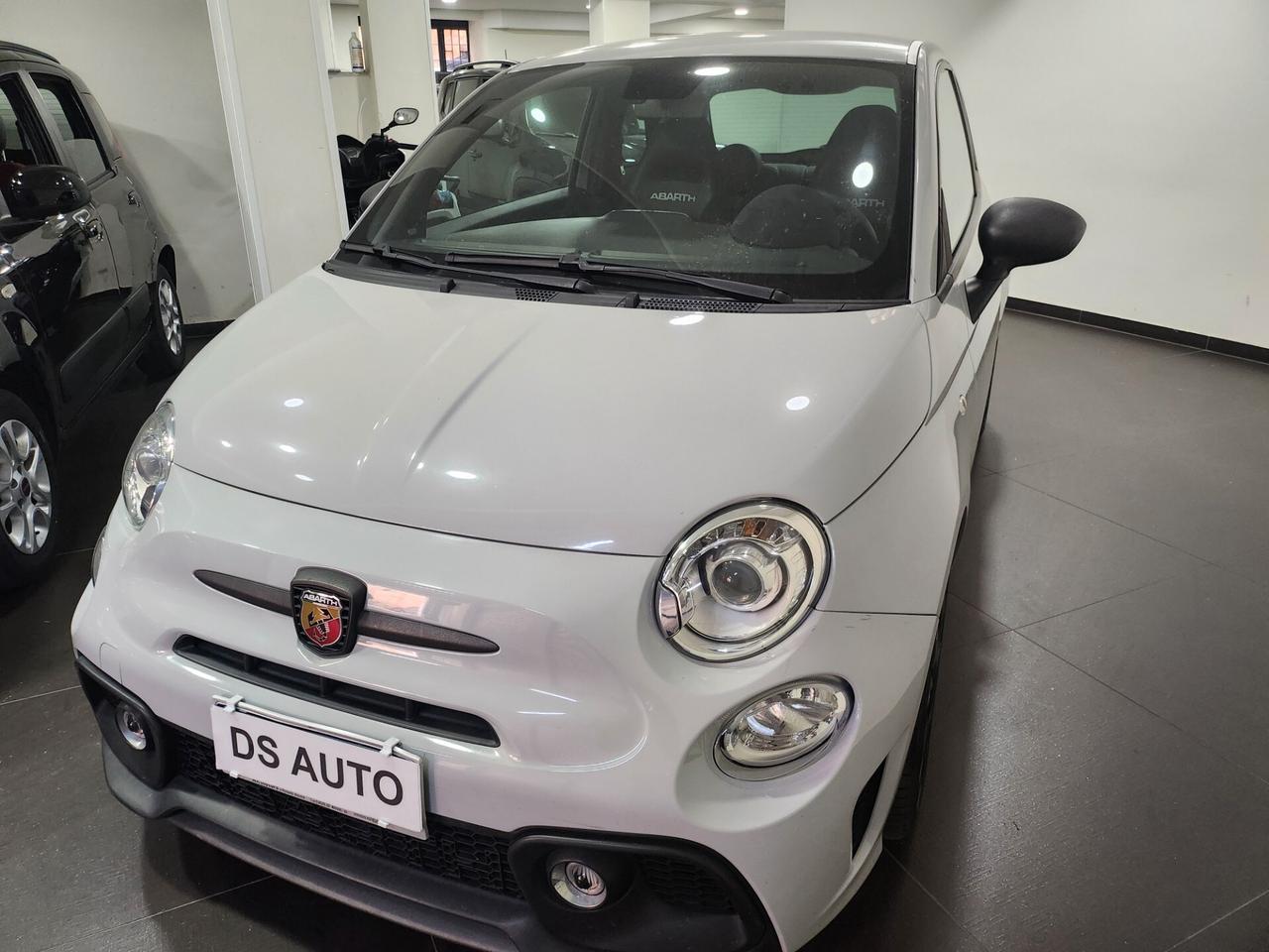 Abarth 595 1.4 Turbo T-Jet 180 CV Competizione