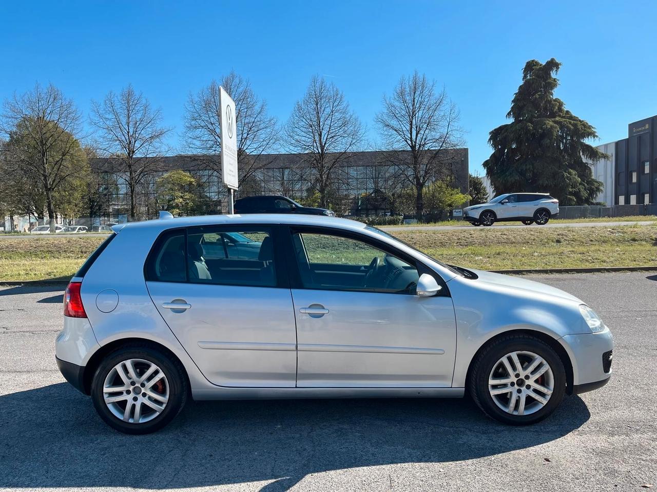 Volkswagen Golf 1.6 5p. Comfortline