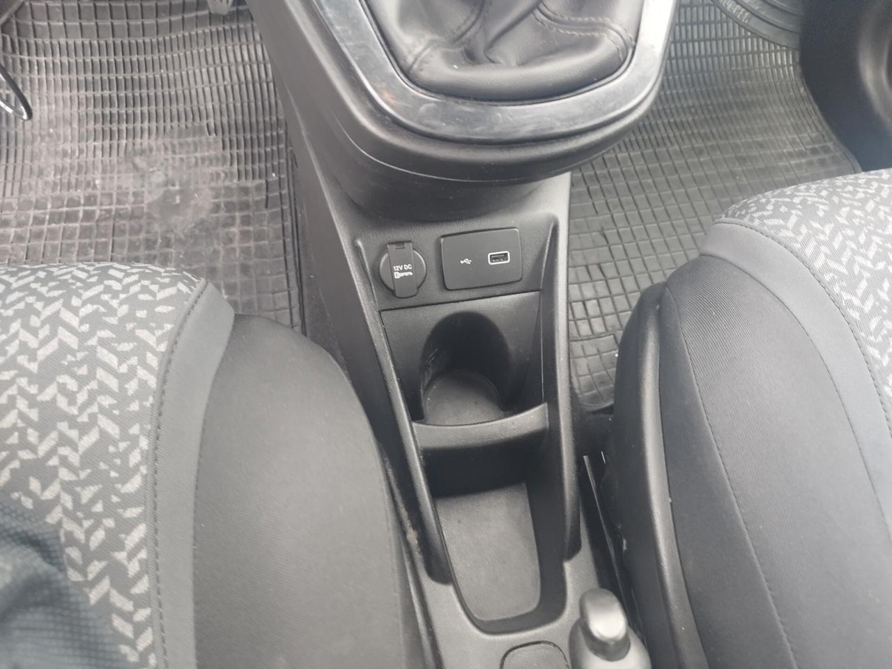 Lancia Ypsilon 5p 1.2 69cv EcoChic Gold Gpl