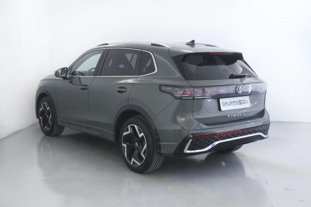 VOLKSWAGEN Tiguan 2.0 TDI 150 CV DSG R-Line IQ.light LED performance