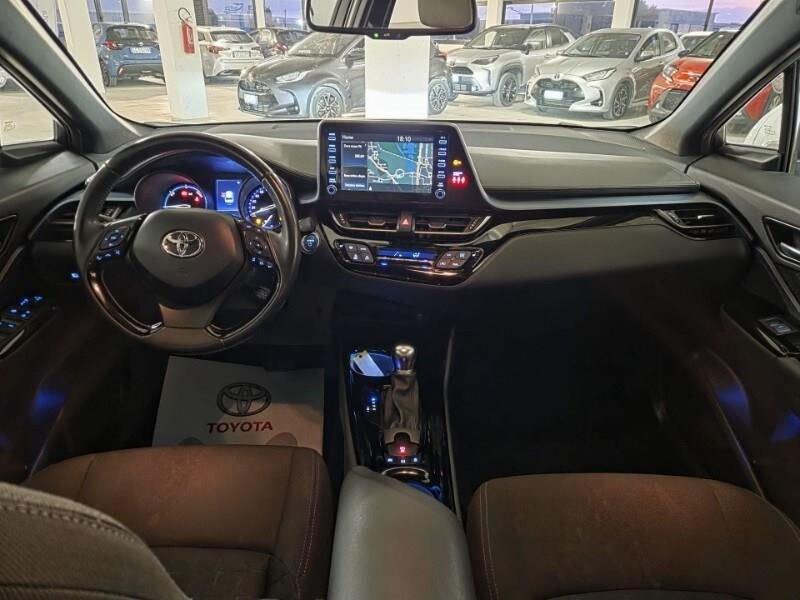 Toyota C-HR (2016-2023) 2.0 Hybrid E-CVT Trend